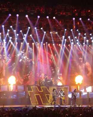 Babymetal, Halestorm & Violent Vira